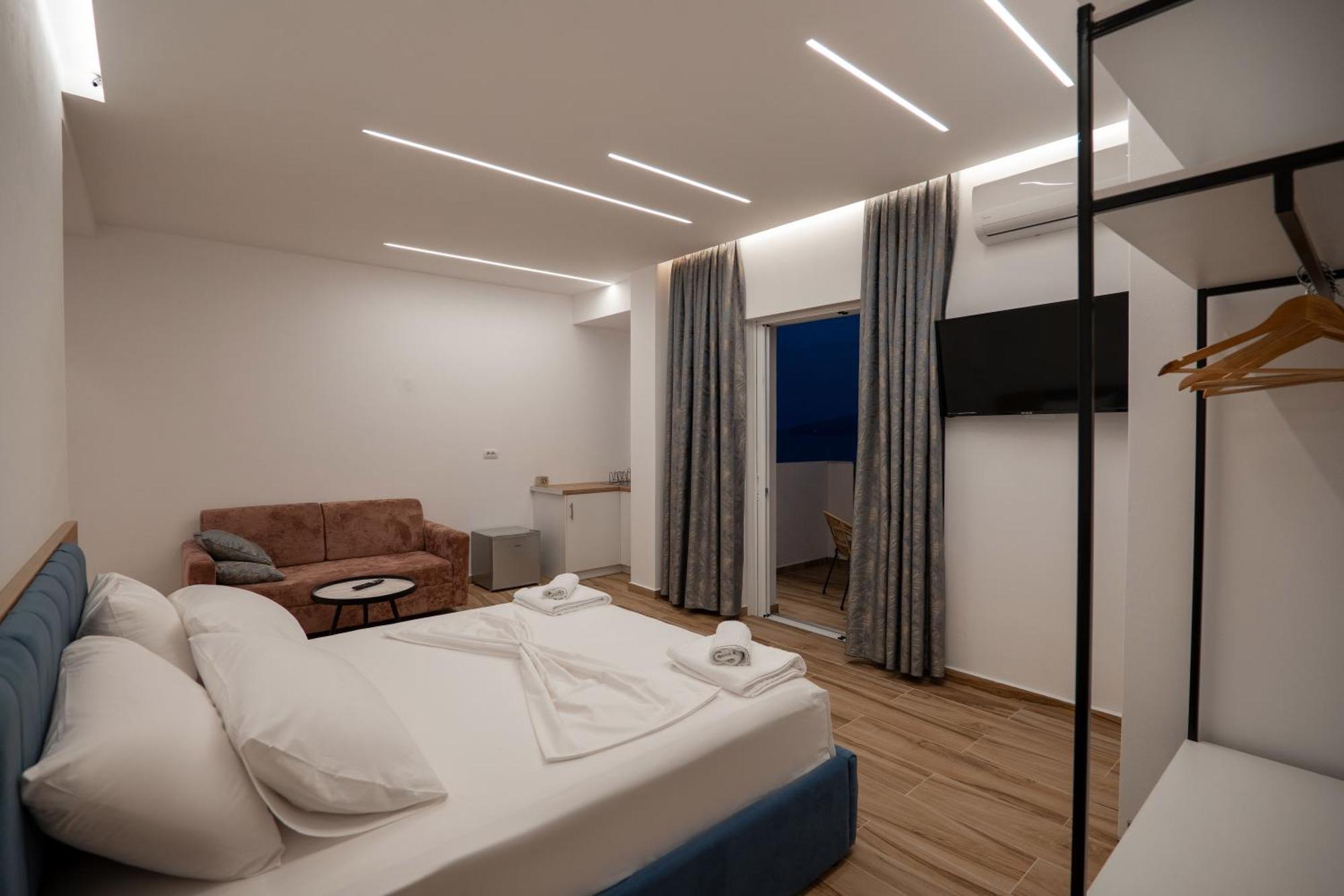 Vila Amare Sarande Ngoại thất bức ảnh
