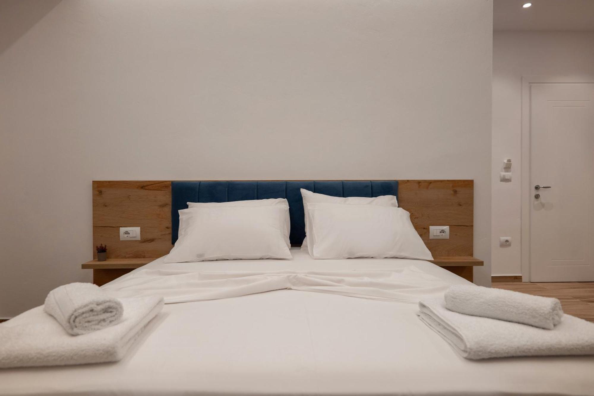 Vila Amare Sarande Ngoại thất bức ảnh